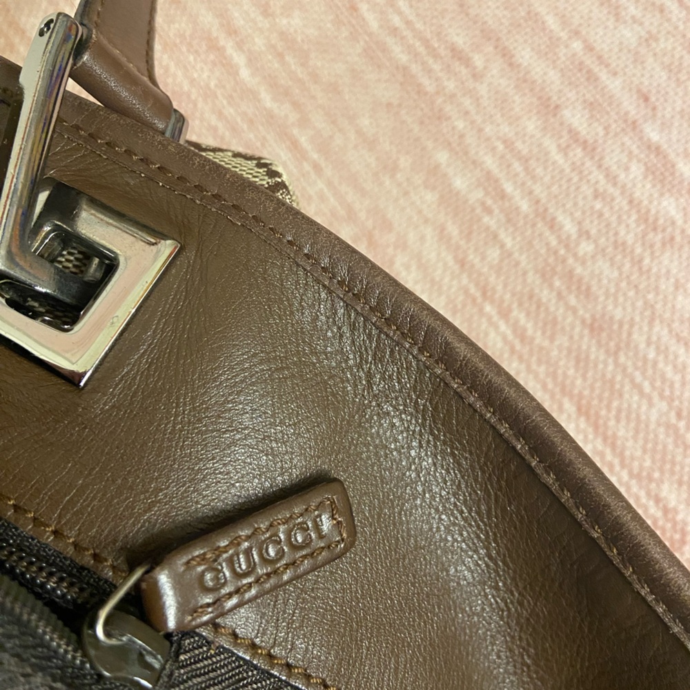Gucci Brown Monogram Tote Bag - Picture 5 of 12
